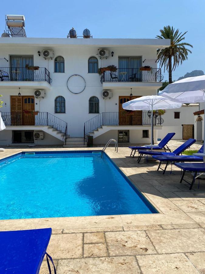Templos Homes كيرينيا المظهر الخارجي الصورة